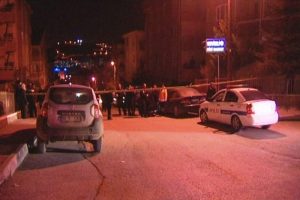 Ankara'da sokak ortasında &ccedil;atışma: 2 &ouml;l&uuml;