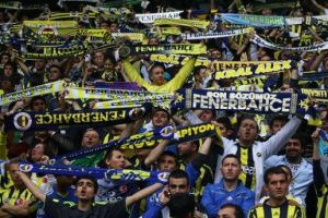Fenerbah&ccedil;e seyircisi Bursaspor ma&ccedil;ına alınmayacak!