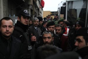 Alaattin &Ccedil;akıcı cezaevine g&ouml;t&uuml;r&uuml;ld&uuml;