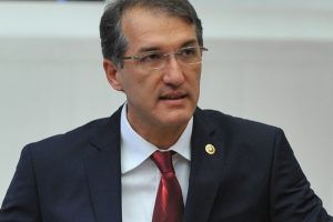 CHP Bursa Milletvekili'nden kritik soru: Bursa Hızlı Tren Projesi &ccedil;&ouml;pe mi gitmiştir?