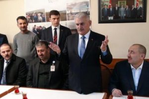 Yıldırım: Bu bayrak inmez, bu ezanlar dinmez