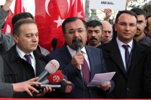 Sivas'ta Kamu-Sen'den ter&ouml;r protestosu