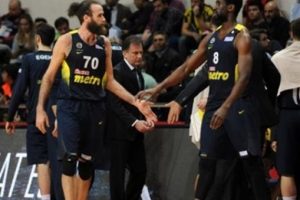 Fenerbah&ccedil;e finalde!