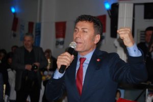 CHP Bursa Milletvekili&nbsp;Orhan&nbsp;Sarıbal, Artvin Valisi'ni istifaya &ccedil;ağırdı