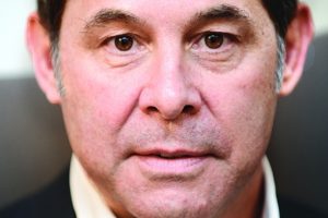 Cem Boyner: İ&ccedil;imiz yansa da yaşam galip gelmeli