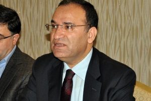 Bozdağ: Darbe yasalarının anası 1982 anayasasıdır