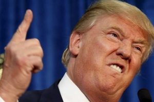 Trump'tan Apple'a boykot &ccedil;ağrısı