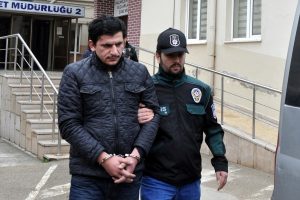 Bursa'da evde uyuşturucu imal eden zanlılar tutuklandı!
