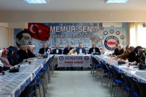 Bursa'da fahri Kur'an kursu &ouml;ğreticilerden kadro talebi