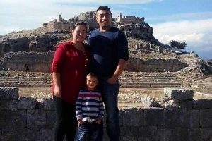 Ava giderken motosikletle kaza yaptı, t&uuml;fek ateş aldı, &ouml;ld&uuml;