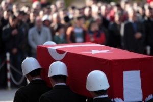 Sur'da 2 İdil'de 1 asker şehit