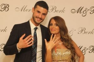 Berk Oktay ile Merve Şarapcıoğlu nişanlandı