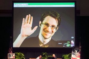 Snowden, ABD'ye geri d&ouml;nme şartını a&ccedil;ıkladı