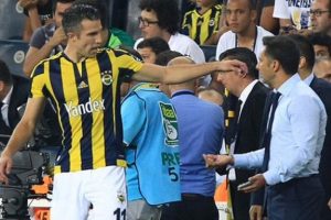 Aziz Yıldırım, Pereira - Van Persie krizine m&uuml;dahele etti