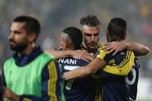 Gary Lineker Manchester'ın RVP ve Nani konusunda hata yaptığını s&ouml;yledi