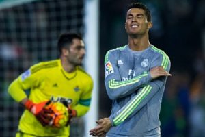 Joan Laporta Ronaldo'yla dalga ge&ccedil;ti