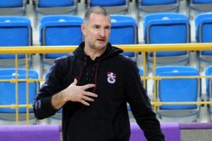 Trabzonspor Nenad Markovi&ccedil;'in s&ouml;zleşmesini feshetti