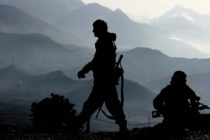 İdil ve Sur'da 14 ter&ouml;rist &ouml;ld&uuml;r&uuml;ld&uuml;
