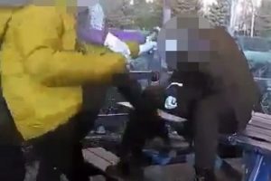 Bursa'da u&ccedil;an tekmeli kız kavgasına 4 g&ouml;zaltı!