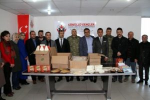 Erzincan'dan ter&ouml;rle m&uuml;cadele edenlere y&ouml;resel &uuml;r&uuml;n