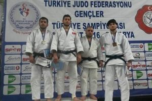 Osmangazi Belediyesporlu judoculardan b&uuml;y&uuml;k başarı