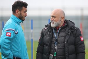 Hikmet Karaman, hakem Bitnel'in Trabzonspor'u katlettiğini s&ouml;yledi