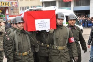 Kahramanmaraş şehidini uğurladı