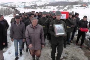 Muş şehidini uğurladı