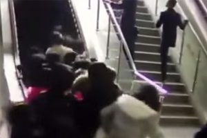 Yine &Ccedil;in yine y&uuml;r&uuml;yen merdiven kazası