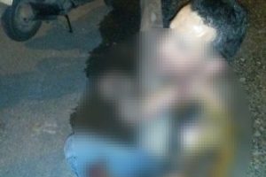 Genci yanmaktan polis kurtardı