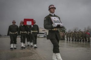Şırnak şehidi uğurlandı! İnzibat g&ouml;zyaşlarına boğuldu