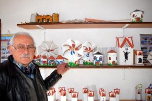 Muğlalı &ouml;ğretmen maket ustası oldu