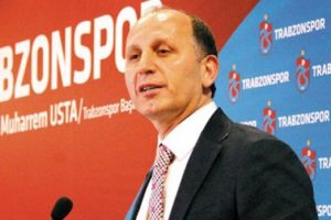 Muharrem Usta protesto i&ccedil;in taraftarın fikrine başvurdu
