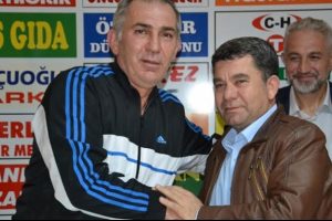 Nazilli Belediyespor'da Demir&ouml;z&uuml; ile yollar ayrıldı
