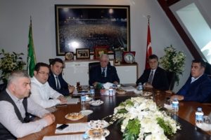 Remzi Topuk ve Faik &Ccedil;elik Bursaspor Başkanı Ali Ay'ı ziyaret etti