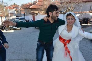 Damada ikinci sahte gelin şoku!