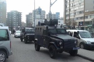 Gaziantep'te ter&ouml;r operasyonu: 1 g&ouml;zaltı