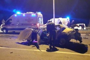 Zincirleme trafik kazası: 2 yaralı