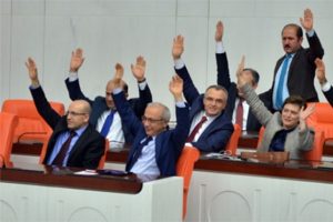 HDP'nin Ala hakkında verdiği gensoru &ouml;nergesi reddedildi