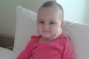 Adana'da Azra bebeğe hem devlet hem vatandaş sahip &ccedil;ıktı