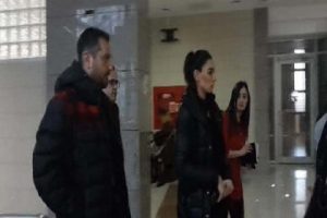 Hande Subaşı boşanamadı!
