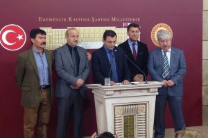 CHP'li vekiller: "T&uuml;rel su&ccedil; işliyor, iş&ccedil;i kıyımı var"