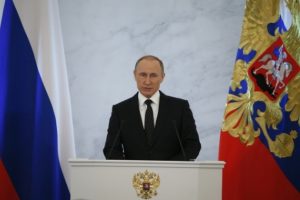Putin, Suudi Arabistan Kralı Selman'la g&ouml;r&uuml;şt&uuml;