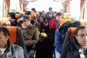 G&ouml;&ccedil;men ka&ccedil;ak&ccedil;ılığına 10 tutuklama