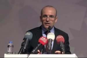 Şimşek: 37-38 saat &ccedil;alışırsanız işsizlik d&uuml;şer