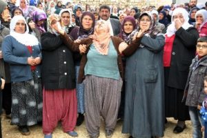Şehit uzman &ccedil;avuş, Besni'de g&ouml;zyaşlarıyla uğurlandı