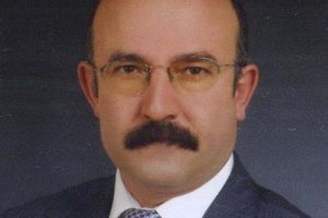 İmzacı &ouml;ğretim &uuml;yelerinden eski rekt&ouml;r de a&ccedil;ığa alındı