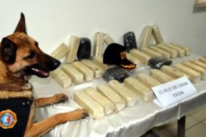 Karab&uuml;k'te 21 kilo eroin ele ge&ccedil;irildi