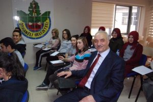 Tatlıoğlu'ndan Bursalı gen&ccedil;lere destek