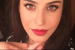 B&uuml;şra Pekin'in instagram fotoğrafı olay oldu